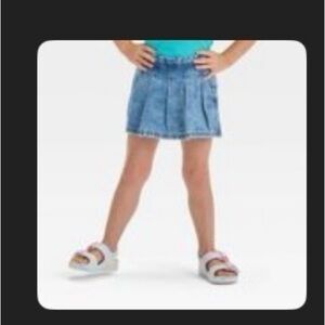 Toddler girls NWT skirt
